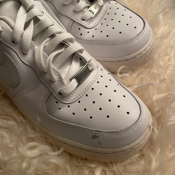 White Nike Air Force woman’s size 8 - Picture 4 of 6